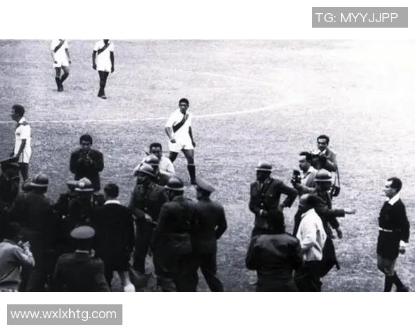 足球服绝杀瞬间揭秘球场上的英雄与荣耀交织的故事